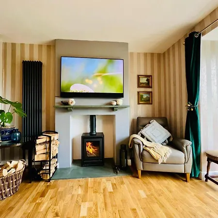 3 Bedroom Detached With Garden